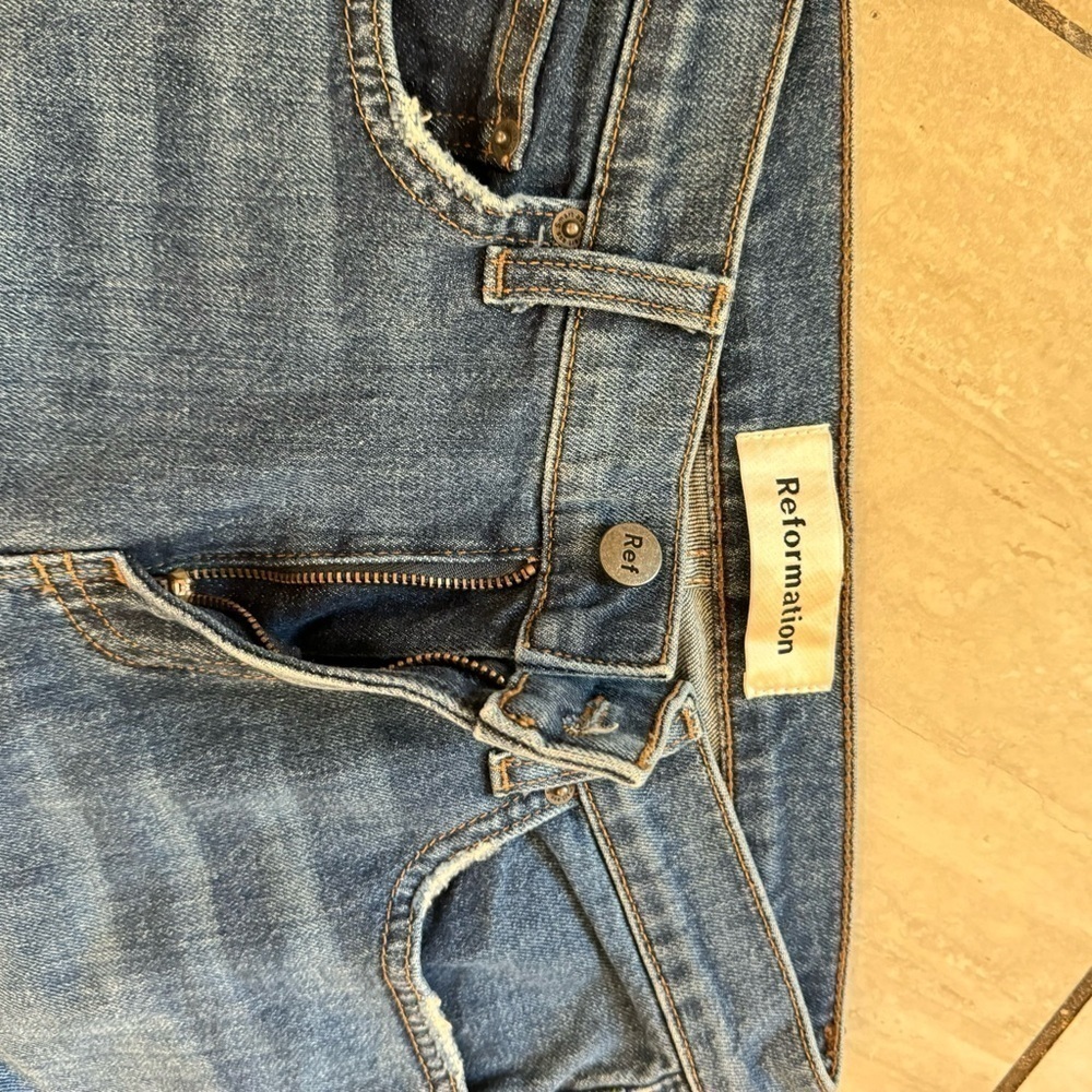 Reformation Mid Rise Slim Distressed Medium Wash Raw Hem Ankle Crop Jeans 25 - Picture 14 of 14